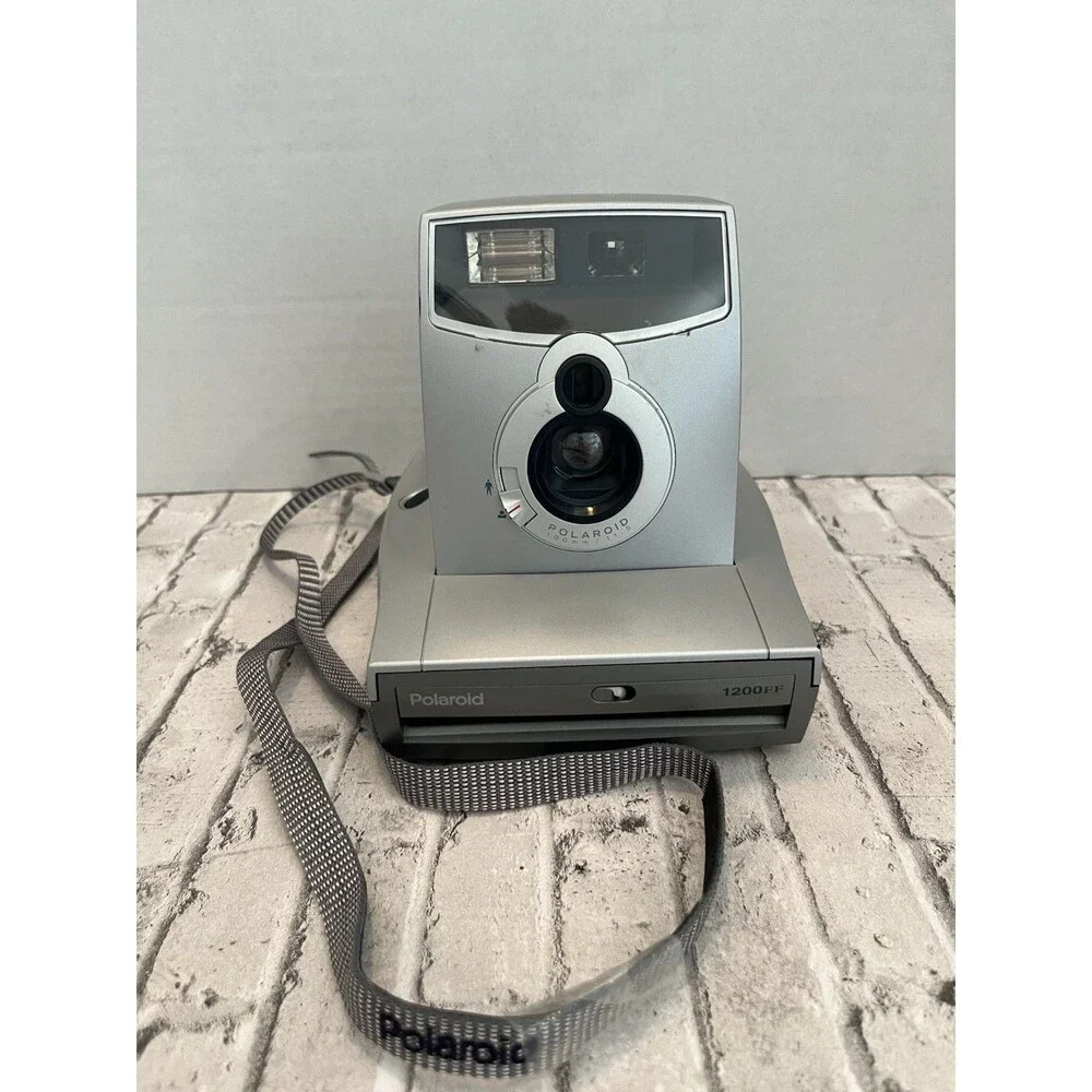 (RARE ) Polaroid Spectra 1200FF Instant Camera Silver with Box & Strap Untested